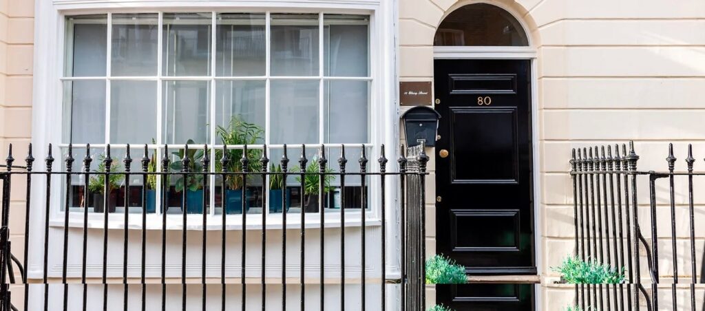 Entrance to skin and beauty clinic in Belgravia, London